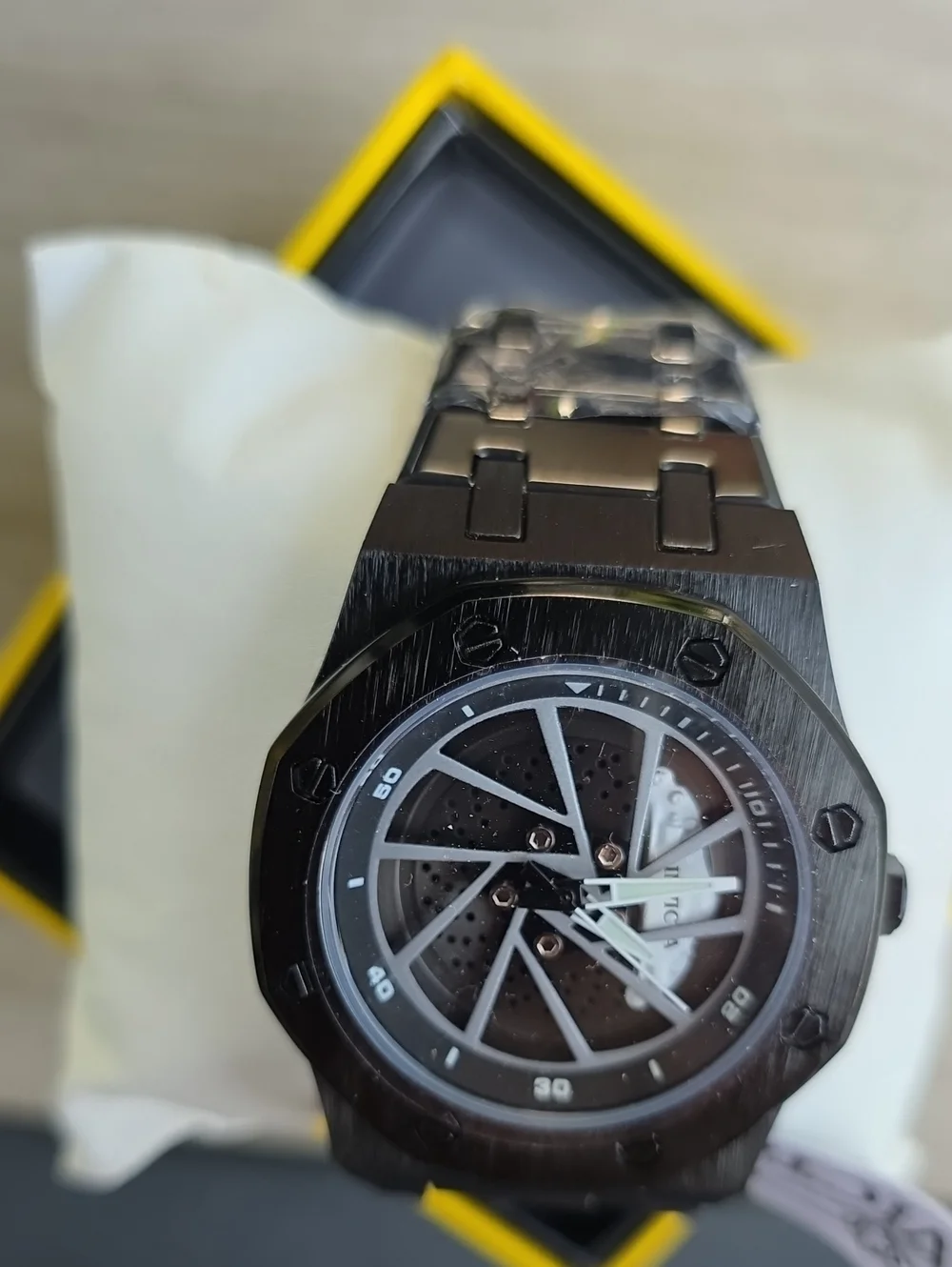 473. Invicta Speedway Rim Men's Watch - 42mm, Black (70037)